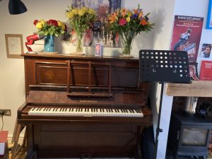 New studio - my piano is back